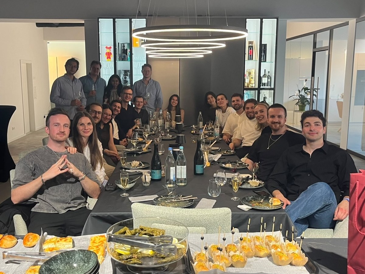 A group dinner at the Marqise opening party.